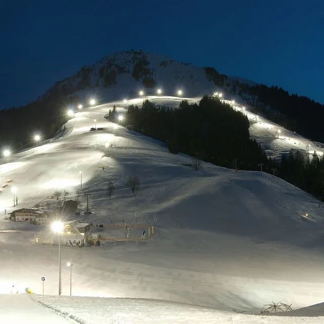 Night-time skiing