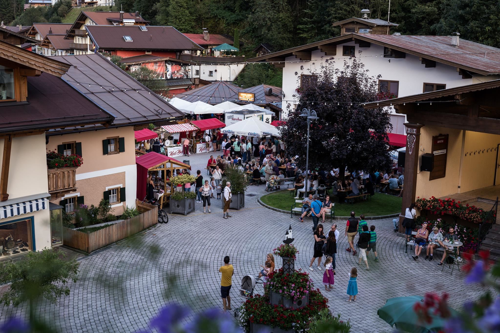 Termine und Anreise. Veranstaltungsort. Kirchberg in Tirol. Dorfstrae 11, 6365 Kirchberg. Telefon: (0043) 0043 57507 2000Email: info@ 7. Int. Musikkapellentreffen in Kirchberg