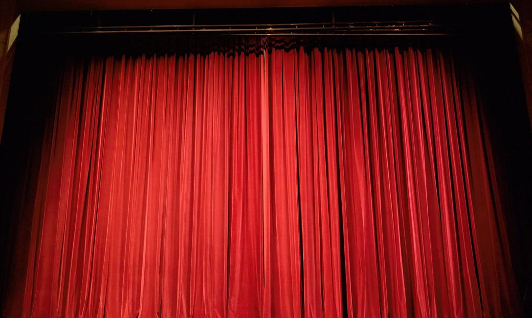 Theaterstück der LMS Wörgl @pixabay