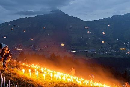 Bergleuchtfest Brixen im Thale