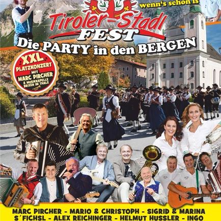 Tiroler Stadl Frühschoppen am Brixner Dorfplatz