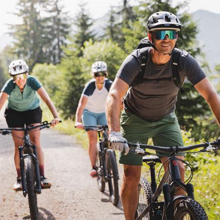 E-bike tour naar de scènes van de Bergdoktor
