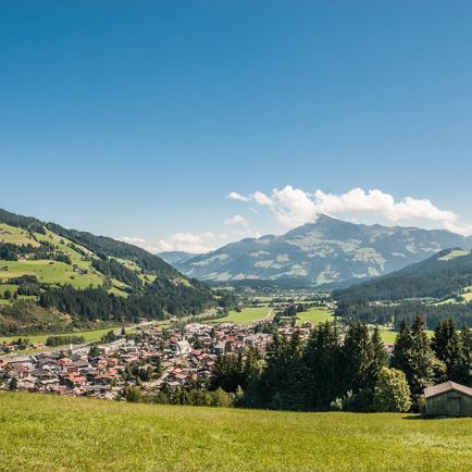 Maibaumaufstellen der Landjugend Kirchberg in Tirol