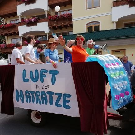Heimatbühne Kirchdorf: 'Luft in der Matratze'