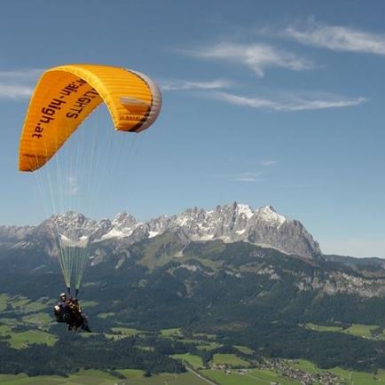 Tandem Paragliding: Discount with the 'St. Johann Card'