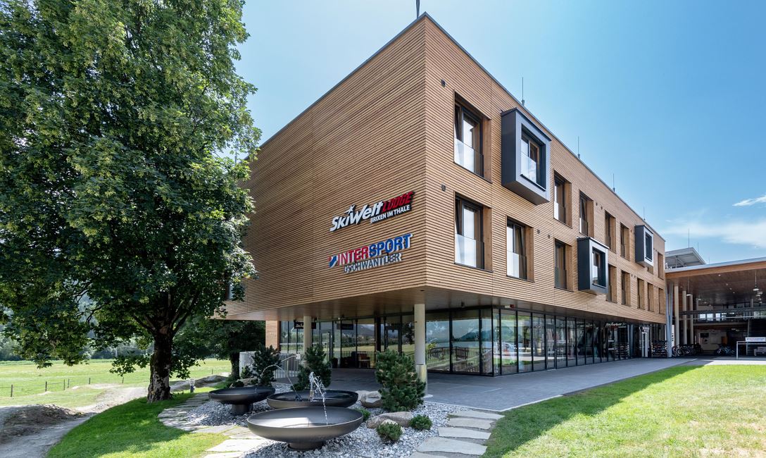 Skiwelt_Lodge_Erlenseeweg_1_Brixen_Haus_aussen