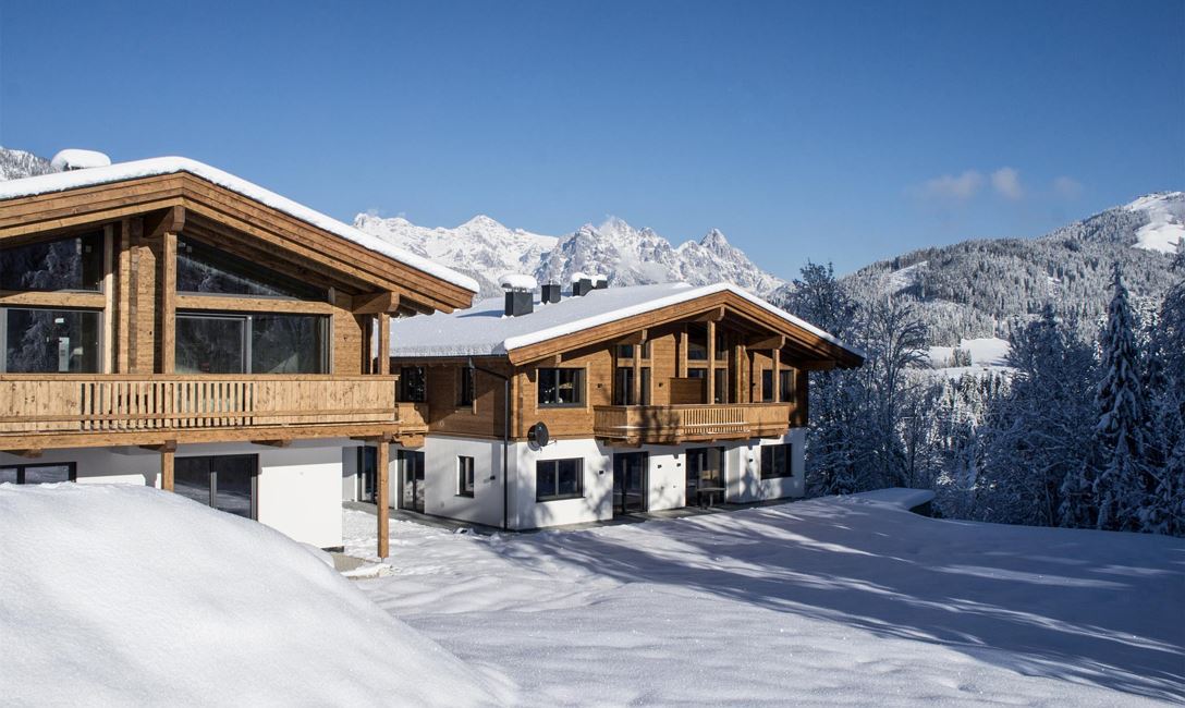 Chalet Zeitfrei Winter mit Bergblick Sonnenschein