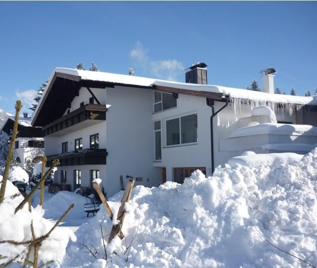 Hausansicht Winter