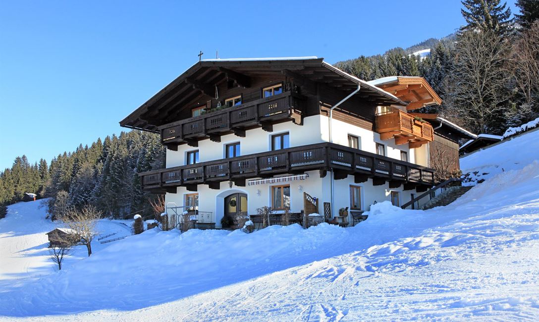 Hausansicht Winter 3