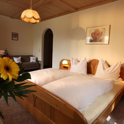 Schlafzimmer 1