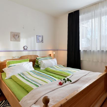 Appartement-Sibylle-Kirchberg-Schlafzimmer