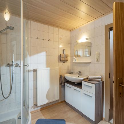 Haus_Spertental_Aschauerstrasse_61_Kirchberg_Badez