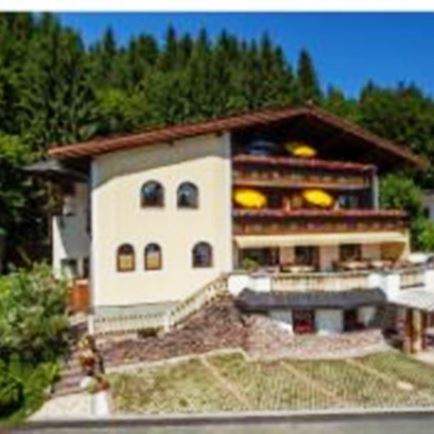 Haus an der Bergquelle, Oberndorf in Tirol