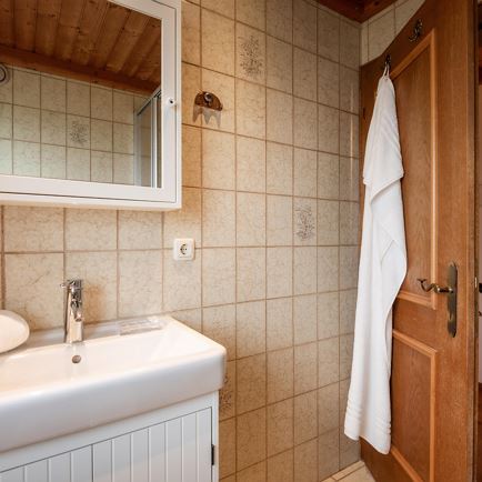 Haus_Sevignani_Hornweg_48_St_Johann_Badezimmer_1