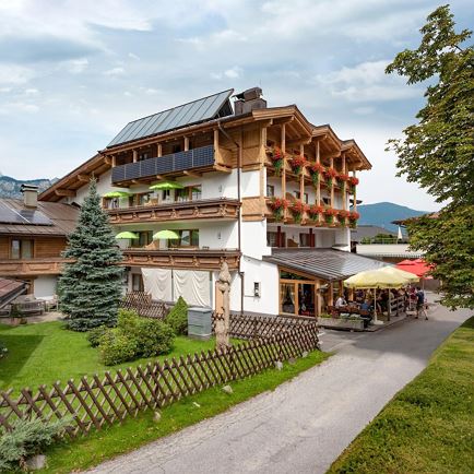 Hotel Theresia Garni Seitenansicht