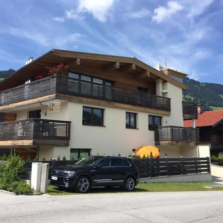 Ansicht Haus von der Strasse
