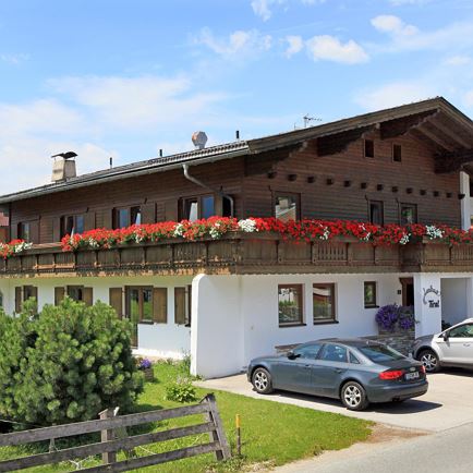 Landhaus Tirol im Sommer