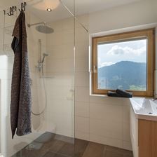 Appartement_Antonia_Buchberg_36_Brixen_Badezimmer