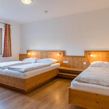 Apartment 1, Schlafzimmer 1