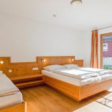 Apartment 1, Schlafzimmer 4