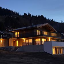 Foto 5 _ Haus am Abend