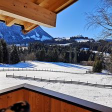 spätwinterlicher Ausblick auf Kitzbüheler Horn