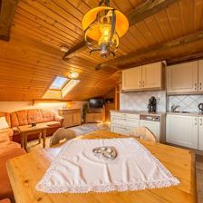 Wohnküche Appartement Bleami (c) Sabrina Schroll