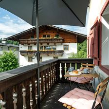 Terrasse (c) Hannes Dabernig