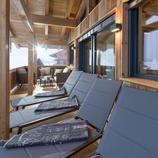 Itter_Chalet_Schneidermascht_Balkon_Terrasse