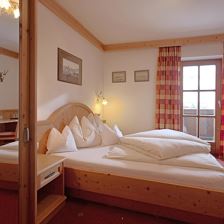 Hotel-Kirchenwirt-Kirchberg-Neugasse-14-Zimmer-16