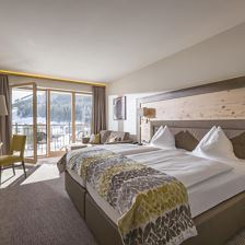 Hotel_Zentral_Kirchberg_02_2019_Suite_Gaisberg_410