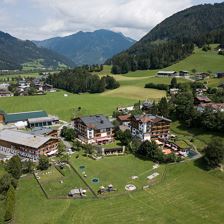 Kitzbüheler Alpen, Kirchdorf in Tirol