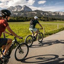 E-Bike in Oberndorf (c) Mirja Geh (12)