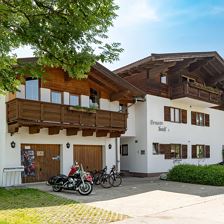 Pension_Foidl_Bahnhofstrasse_5_Oberndorf_06_2025_H