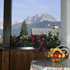 Aussicht Sommer Hotel Sonne St. Johann in Tirol