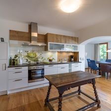 Villa_Grete_Oberhofenweg_15_St_Johann_Kueche_neu