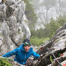auf die Steinplatte über Wieslochsteig