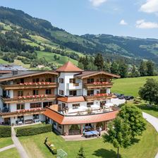 Haflingerhof_Dorfstrasse_54_Westendorf_07_2022_aus