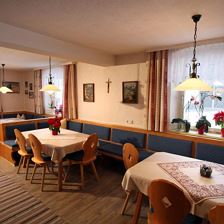 Haus-Jaworek-Weiler-Haus-6-Woergl-Fruehstuecksraum