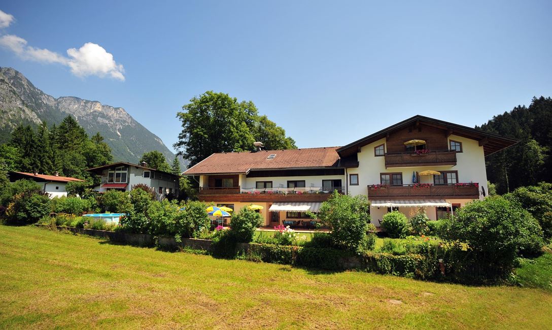 Hotel Kraftquelle Schlossblick Sommer