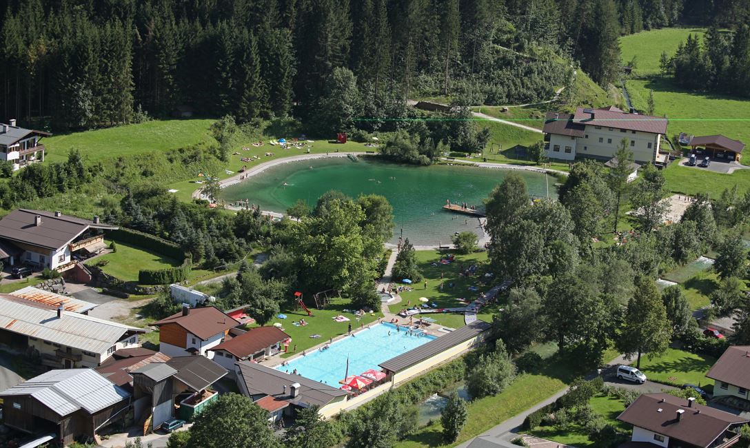 Badesee Waidring von oben