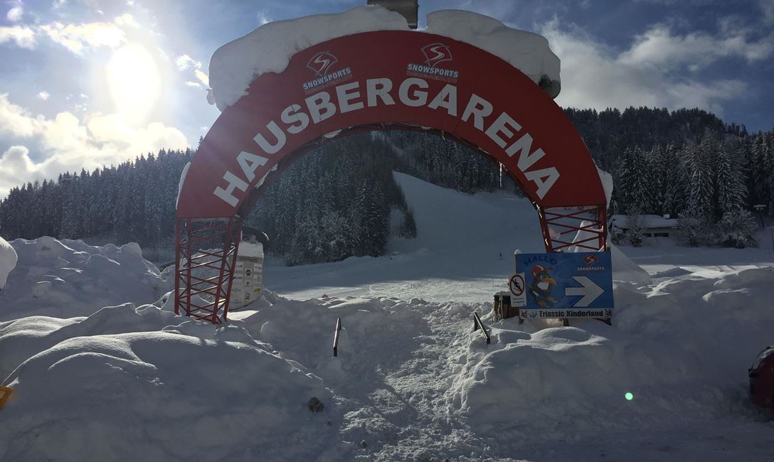 Hausbergarena Eingang