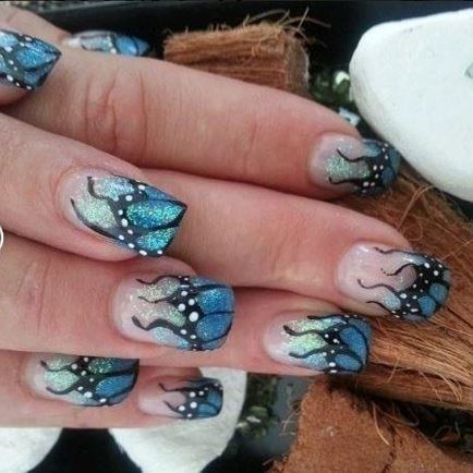 Naillounge | Marén Wörgötter