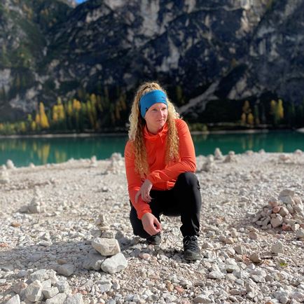 Mountain Hiking Guide Iris van Boekel