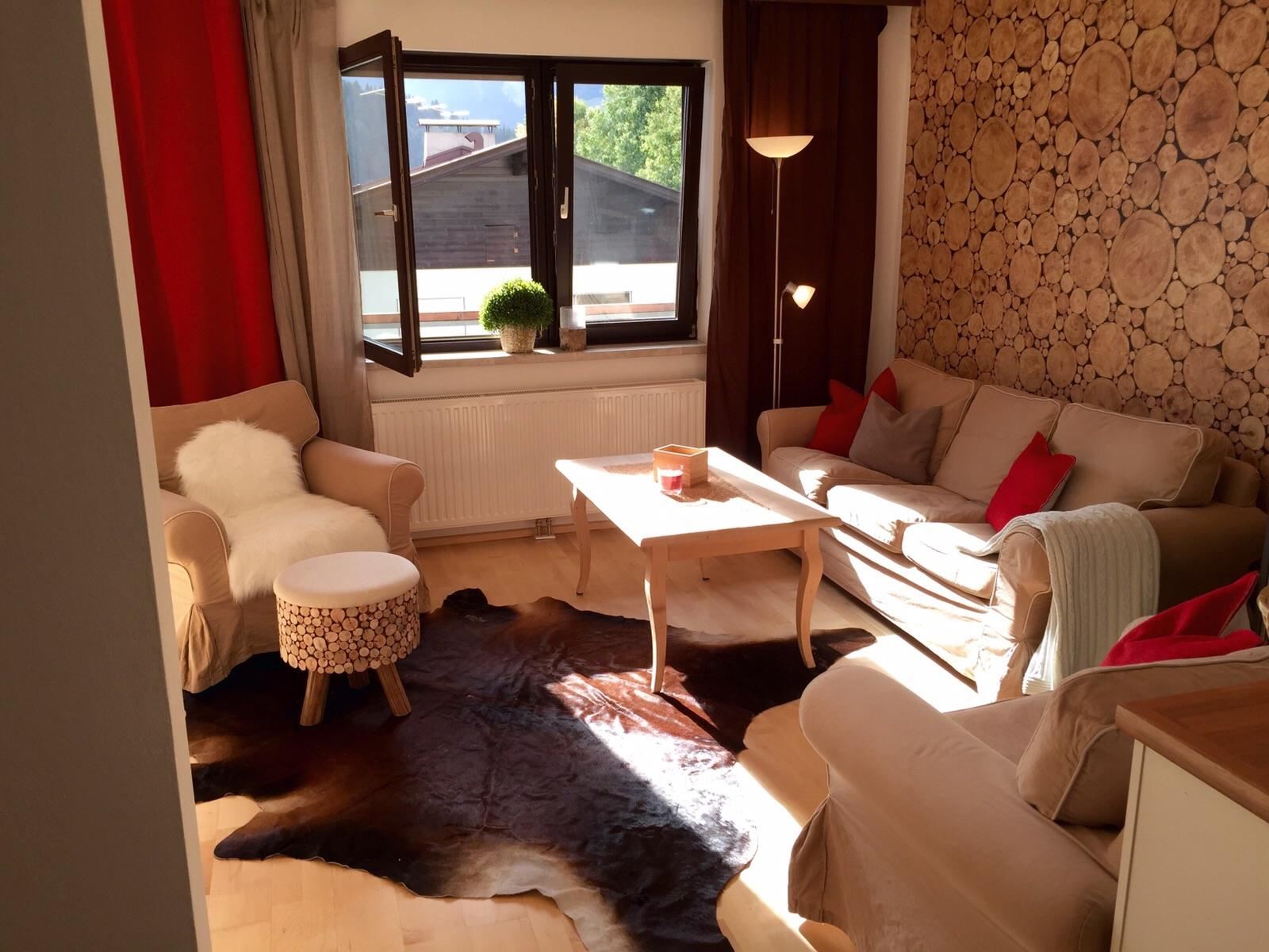 appartment neumayr jolanda hahnenkammblick wohnraum