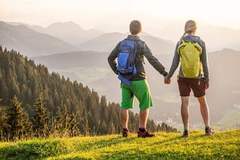Aussichtsreiche Wanderung mit Waldbaden in Itter