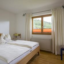 Appartementhaus_Brixnerwirt_App_2_Schlafzimmer