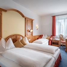 Hotel_Gasthof_Aschenwald_Bahnhofstrasse_19_Westend