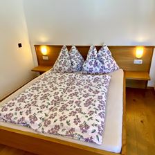 Bett im Wohnraum