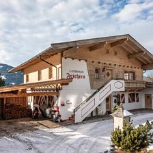 Landhaus_Feichten_Feichten_42_Westendorf_Haus_auss